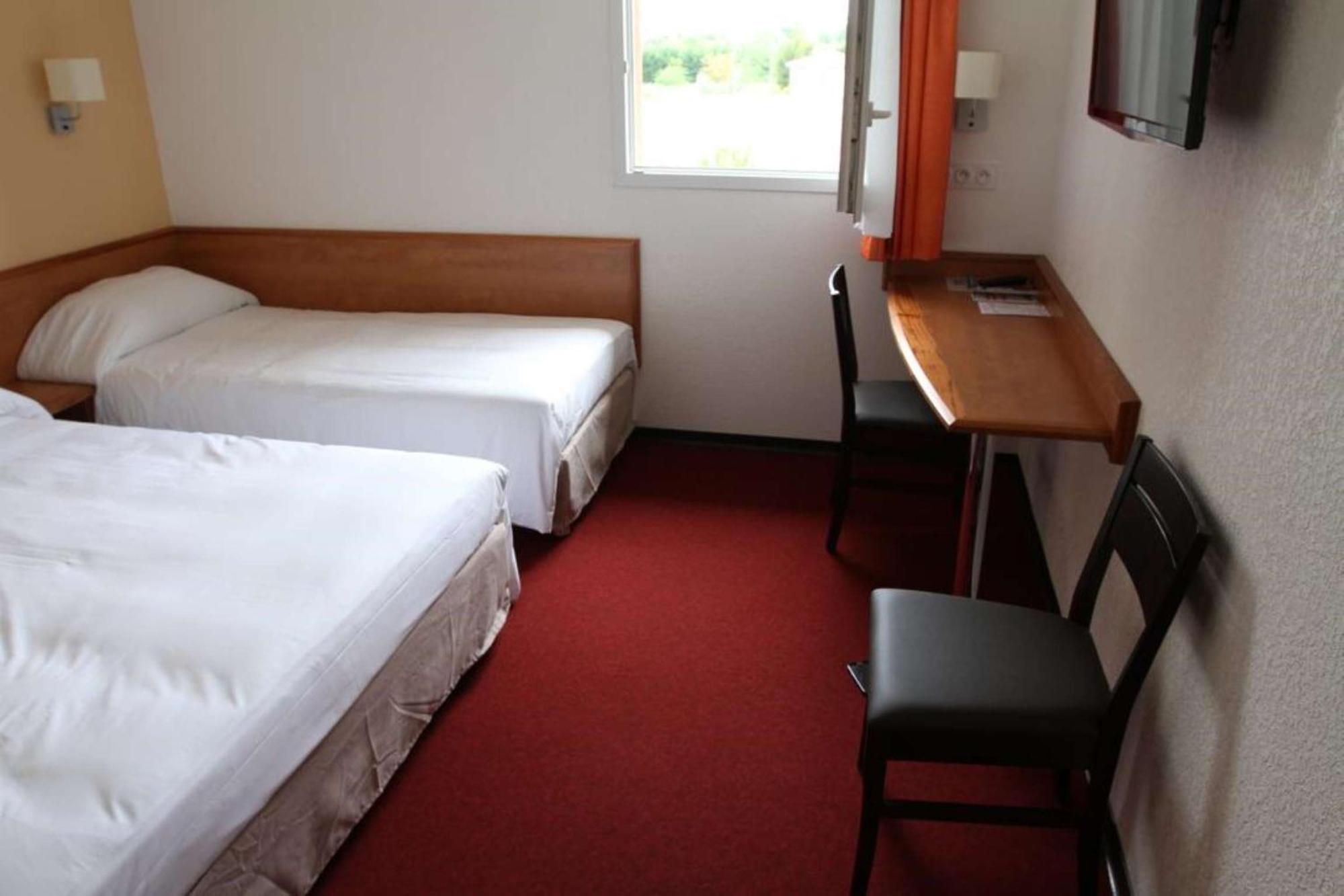 Brit Hotel Confort Villeneuve Sur Lot Bias  Dış mekan fotoğraf