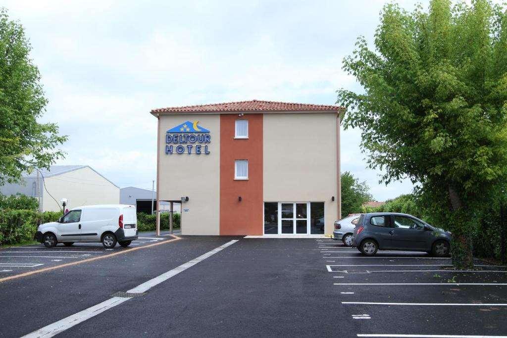 Brit Hotel Confort Villeneuve Sur Lot Bias  Dış mekan fotoğraf