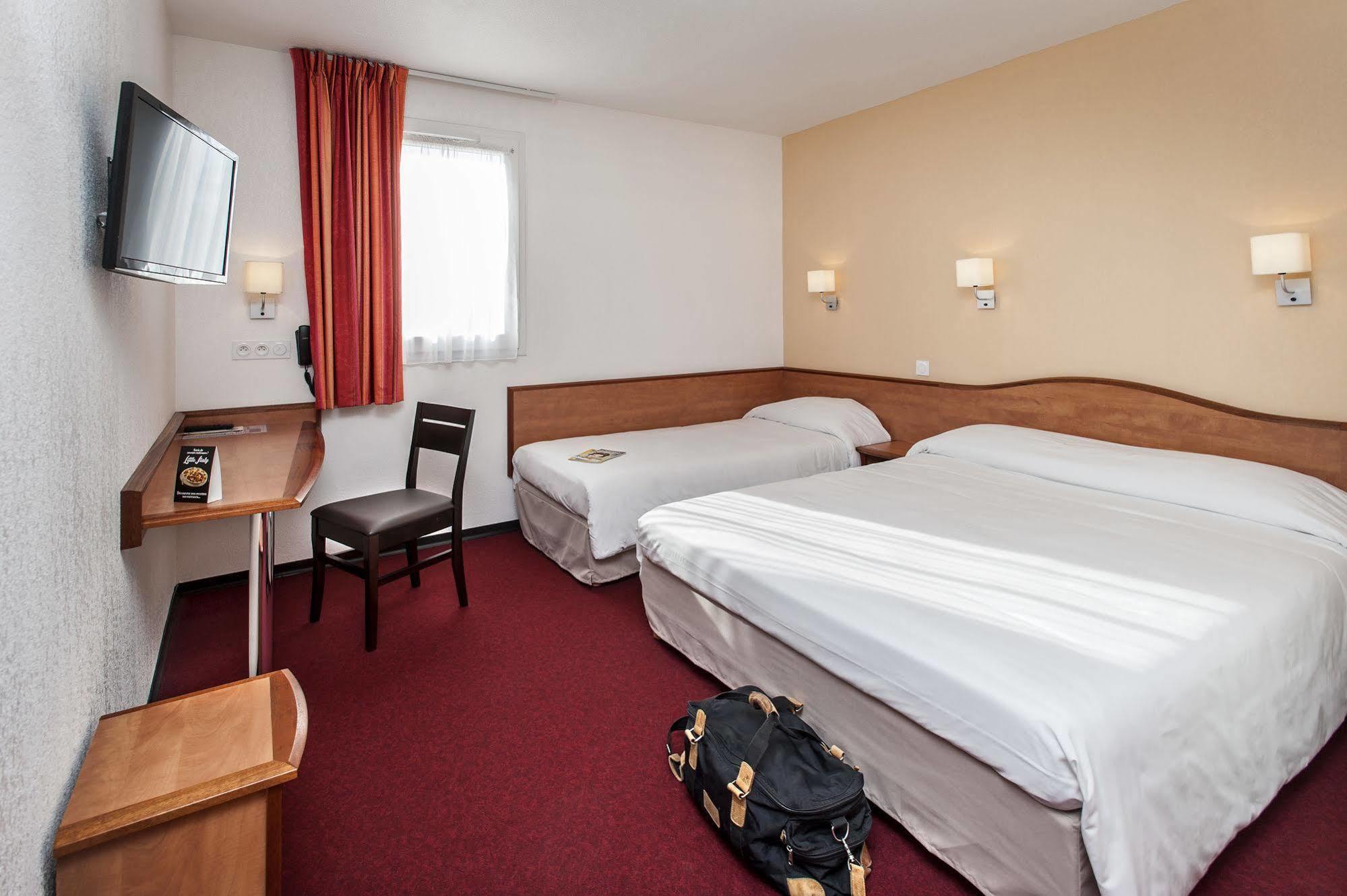Brit Hotel Confort Villeneuve Sur Lot Bias  Dış mekan fotoğraf
